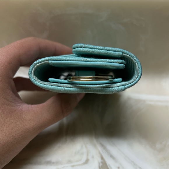 Chanel 4 Ring Holder - Picture 3 of 11